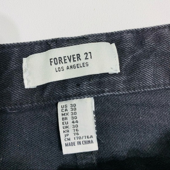 Forever 21 distressed zip-up jean skirt - Picture 2 of 6